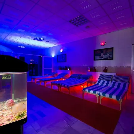 Hotel Lara World