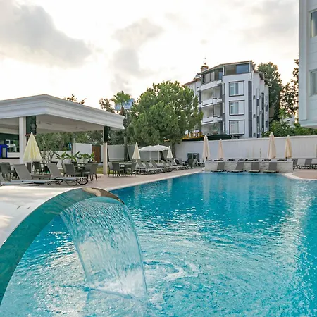 Hotel Lara World