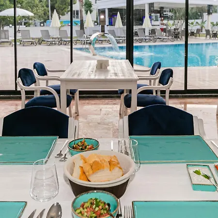 Lara World Hotel 3*