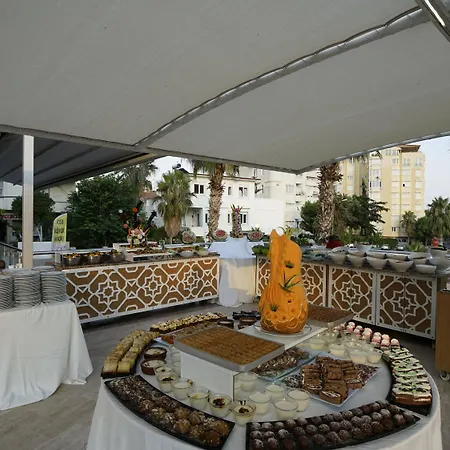 Hotel Lara World 3*